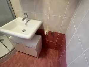 Pronájem bytu 2+kk, Nové Město nad Metují, Českých bratří, 42 m2