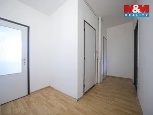 Prodej bytu 2+1, Děčín - Děčín V-Rozbělesy, Závodní, 43 m2