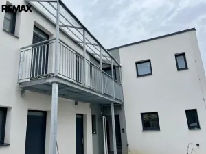 Pronájem bytu 1+kk, Zlín - Malenovice, Jarolímkovo náměstí, 27 m2