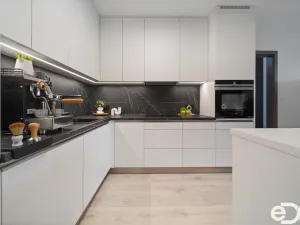 Prodej bytu 2+kk, Hradec Králové, Kubelíkova, 88 m2