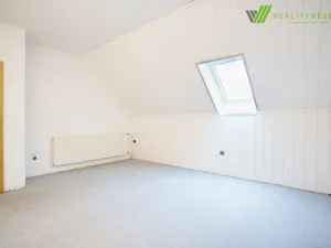 Prodej rodinného domu, Tvarožná Lhota, 156 m2