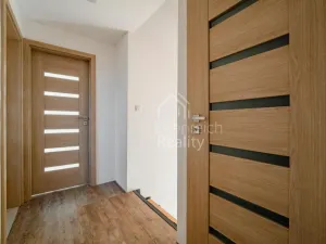 Prodej rodinného domu, Benátky, 145 m2