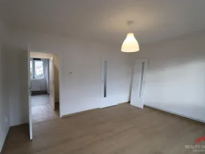 Pronájem bytu 3+1, Děčín - Děčín III-Staré Město, Oblouková, 57 m2