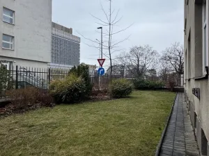 Pronájem bytu 2+1, Praha, náměstí Hrdinů, 60 m2