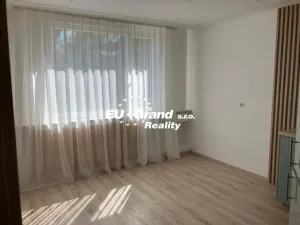 Pronájem bytu 2+kk, Stráž pod Ralskem, Jižní, 35 m2