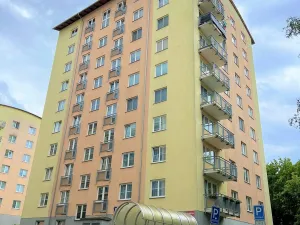 Pronájem bytu 2+kk, Karlovy Vary - Drahovice, Waldertova, 61 m2