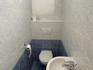 Pronájem bytu 2+kk, Praha, Choceradská, 59 m2