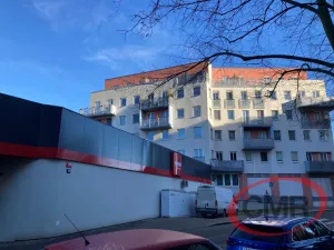 Pronájem bytu 2+kk, Praha, Choceradská, 59 m2