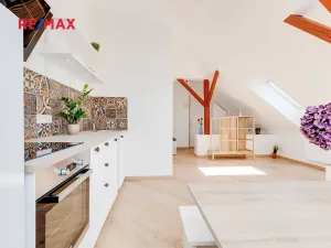 Prodej rodinného domu, Praha - Malešice, Bakalářská, 320 m2