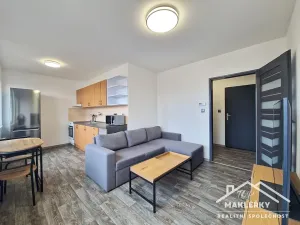 Pronájem bytu 2+kk, Plaňany, Tylova, 40 m2