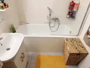 Pronájem bytu 2+kk, Neveklov, náměstí Jana Heřmana, 69 m2