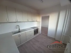 Pronájem bytu 1+1, Opava - Kateřinky, Edvarda Beneše, 35 m2