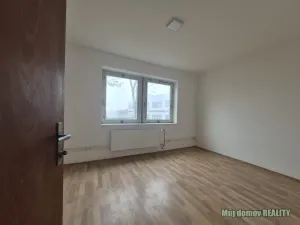 Pronájem ubytování, Praha - Uhříněves, Přátelství, 626 m2