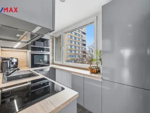 Prodej bytu 4+1, Hradec Králové - Slezské Předměstí, Bratří Štefanů, 73 m2