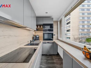 Prodej bytu 4+1, Hradec Králové - Slezské Předměstí, Bratří Štefanů, 73 m2