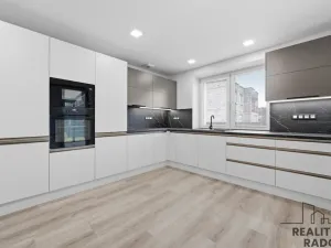 Pronájem rodinného domu, Lázně Bohdaneč, 192 m2