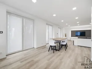 Pronájem rodinného domu, Lázně Bohdaneč, 192 m2