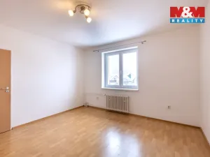 Prodej bytu 3+1, Slavětín, Nádražní, 65 m2