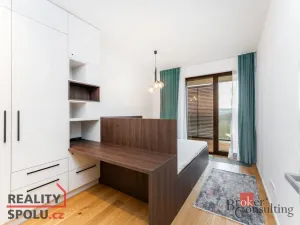 Pronájem bytu 2+kk, Praha - Smíchov, Podbělohorská, 62 m2