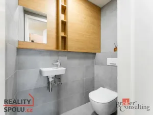 Pronájem bytu 2+kk, Praha - Smíchov, Podbělohorská, 62 m2