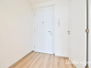 Pronájem bytu 1+kk, 33 m2