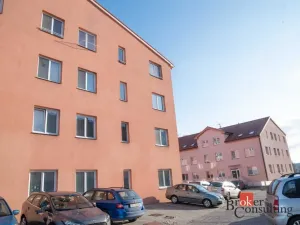 Prodej bytu 2+kk, Šestajovice, Komenského, 69 m2