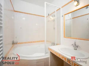 Prodej bytu 4+1, Pelhřimov, Táborská, 70 m2