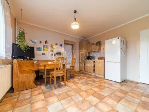 Prodej rodinného domu, Miřetice - Bošov, 200 m2