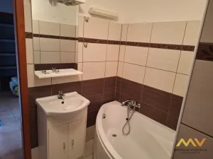 Pronájem bytu 2+kk, Hradec Králové - Nový Hradec Králové, Durychova, 47 m2