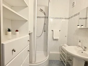 Pronájem bytu 2+kk, Brno, Moldavská, 46 m2