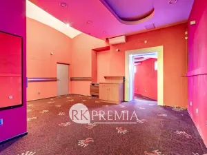 Pronájem obchodního prostoru, Teplice, Školní, 130 m2