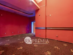 Pronájem obchodního prostoru, Teplice, Školní, 130 m2
