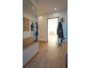 Pronájem bytu 3+1, Praha - Prosek, Jablonecká, 68 m2