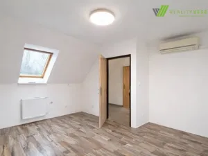 Pronájem bytu 2+kk, Hodonín, Brněnská, 50 m2