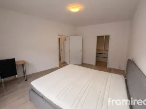 Pronájem bytu 2+kk, Brno, Křídlovická, 57 m2