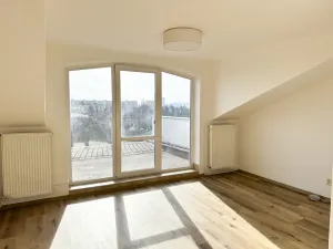 Pronájem bytu 2+kk, Brno, Okružní, 42 m2