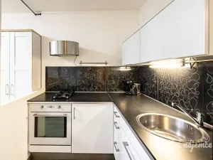 Pronájem bytu 2+kk, Praha - Karlín, Nekvasilova, 40 m2
