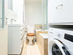 Pronájem bytu 2+kk, Praha - Karlín, Nekvasilova, 40 m2