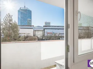 Pronájem bytu 2+kk, Praha, Hvězdova, 44 m2