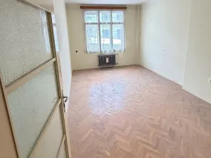 Pronájem bytu 3+1, Zlín, náměstí Míru, 90 m2
