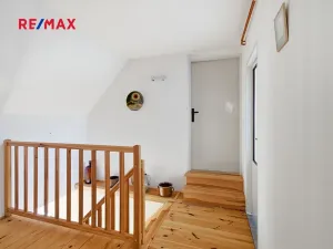 Prodej rodinného domu, Oselce, 168 m2