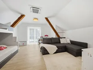 Prodej rodinného domu, Skvrňov, 288 m2