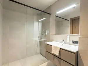 Prodej bytu 2+kk, Oberndorf in Tirol, Rakousko, 48 m2