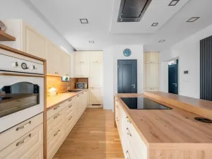 Prodej kanceláře, Praha - Hostivař, Herbenova, 338 m2