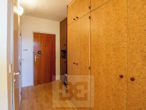 Pronájem bytu 2+kk, Praha - Kobylisy, Kyselova, 45 m2