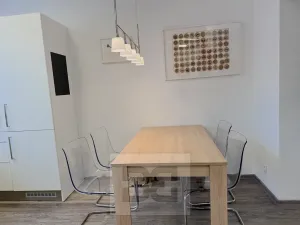 Pronájem bytu 2+1, České Budějovice, Heydukova, 70 m2