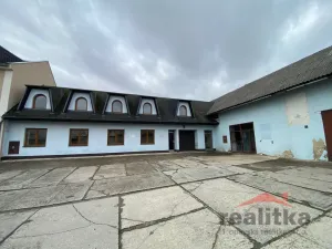 Prodej obchodního prostoru, Opava - Jaktař, Přemyslovců, 525 m2