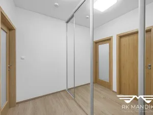 Pronájem bytu 2+kk, Praha - Prosek, Kytlická, 53 m2