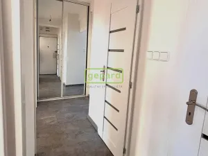 Pronájem bytu 3+kk, Praha, Na Šutce, 51 m2