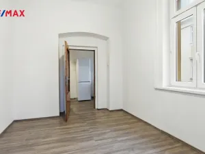 Prodej bytu 2+1, Mariánské Lázně, Hlavní třída, 56 m2